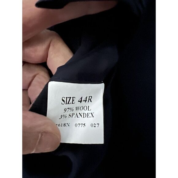 jos a bank Men's sport‎ coat 44reg, Classic Navy With Brass Buttons - Picture 8 of 12